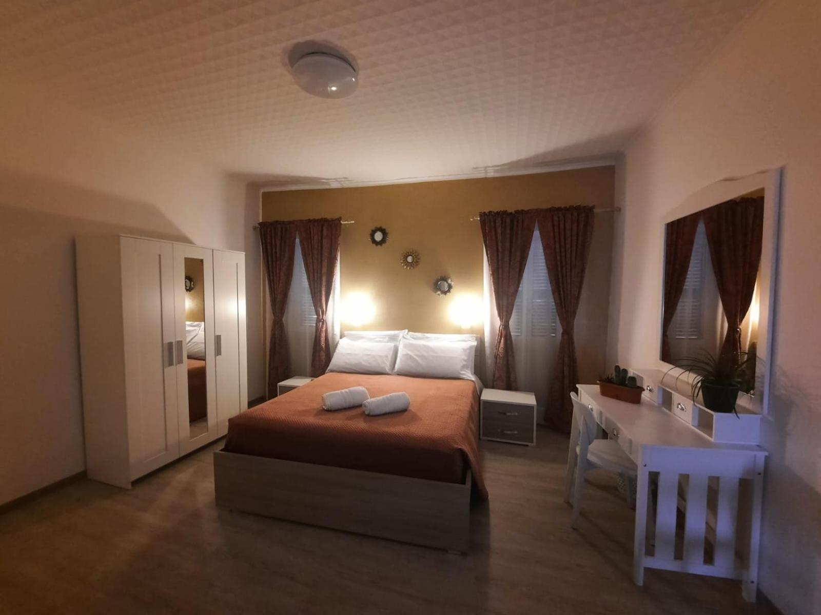 Viccinella House Apartamento Capranica Exterior foto